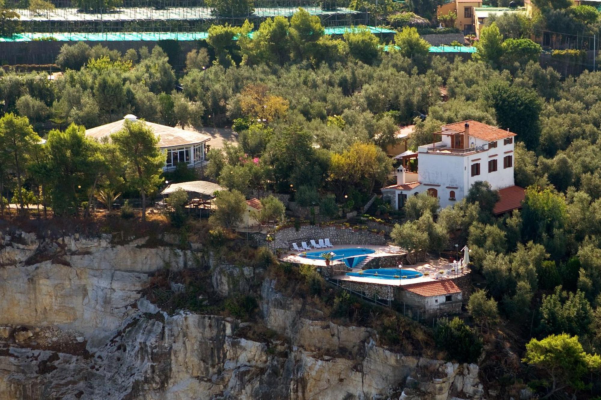 Villaggio Villa Lubrense Massa Lubrense Exterior foto